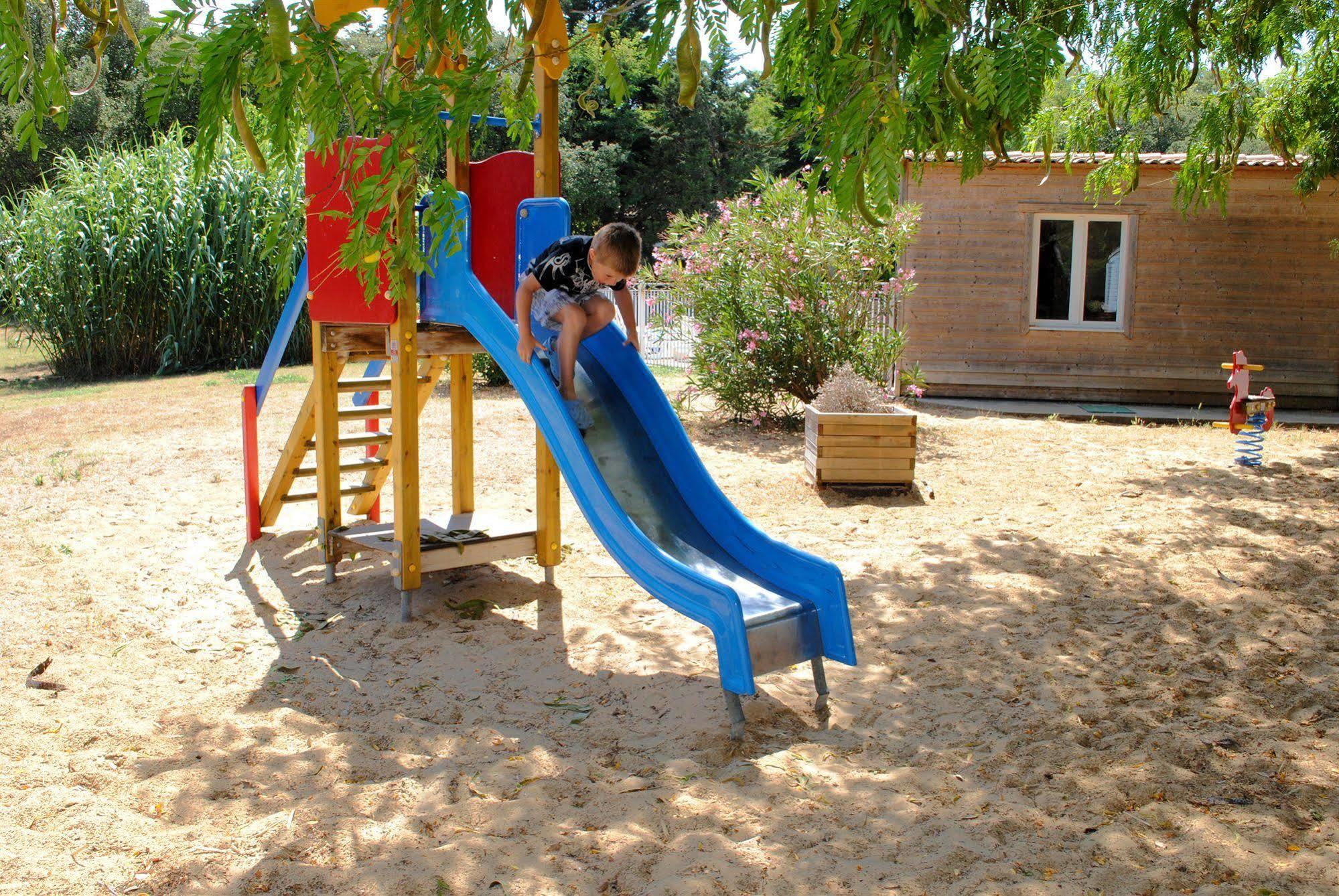 Residence Nemea Les Sables Vignier Saint-Georges-d'Oleron Exterior foto